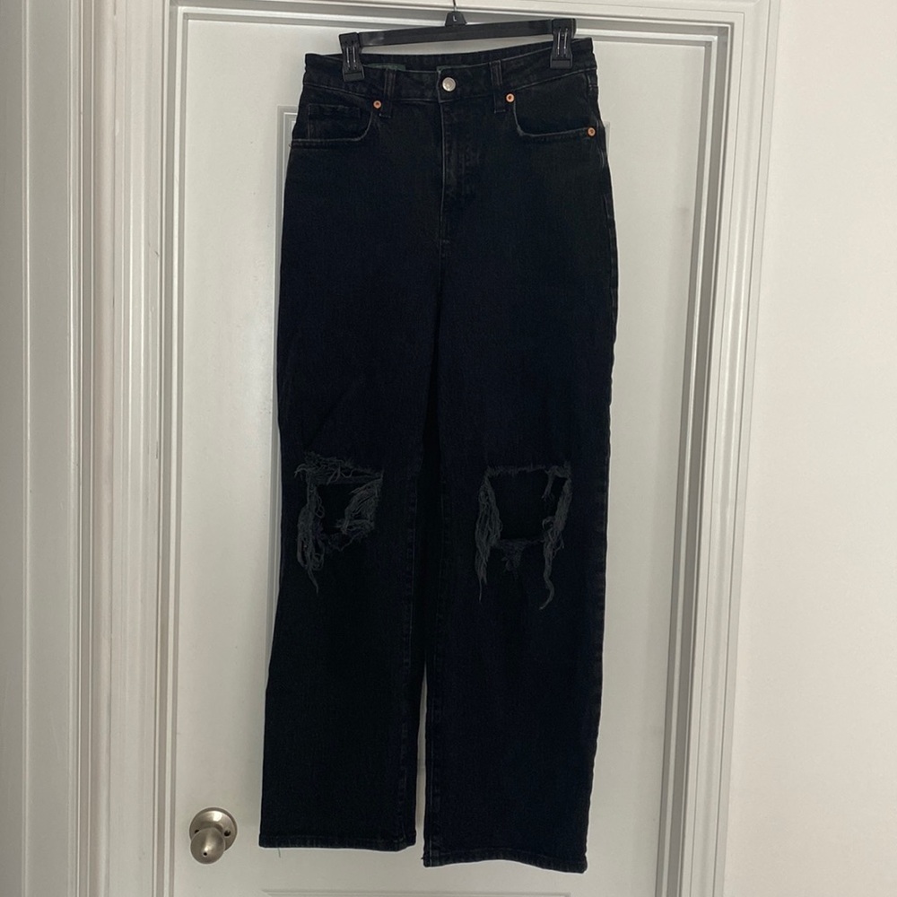 High Waisted Baggy Ripped Jeans!